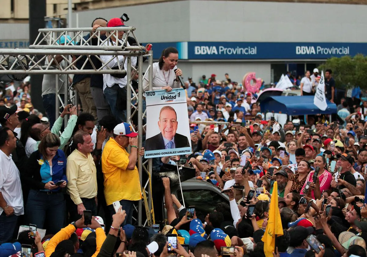 Maria Corina Machado y Edmundo González