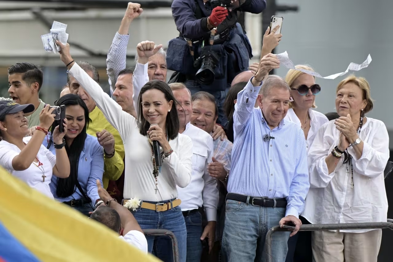 Maria Corina Machado y Edmundo González