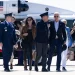 El Presidente Biden viajó el domingo desde Santa Ynez, California, donde pasó unas vacaciones en casa de un donante, hasta su casa en Rehoboth Beach, Del.