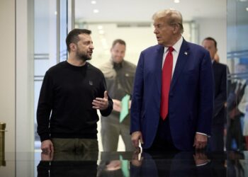 Trump tras reunirse con Zelenski: Promete un «trato justo» y asegura que resolverá el conflicto en Ucrania rápidamente