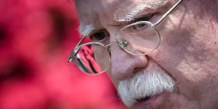 John Bolton: Me preocupa que Trump se reúna con Maduro y que se retire de la Otan