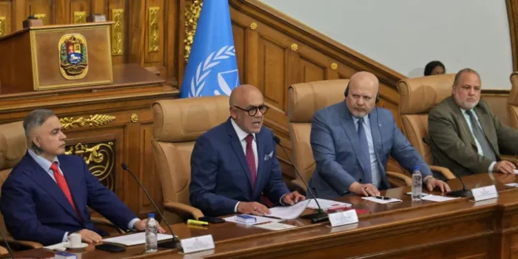 Destacado abogado renuncia a la CPI por su debilidad con Venezuela