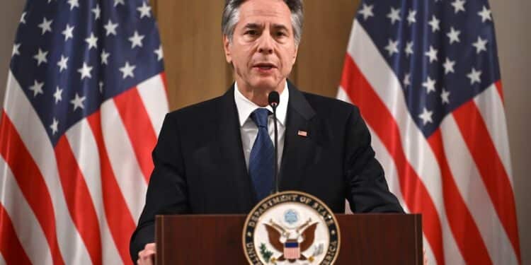 Blinken habló con Edmundo y María Corina y ratificó el apoyo de EE.UU.