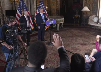 Donald Trump expresa su afecto por TikTok mientras se aproxima la posible prohibición de la red social en EE.UU