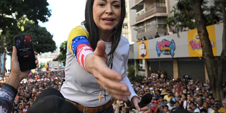 Edmundo, María Corina y el carrusel emocional de Venezuela