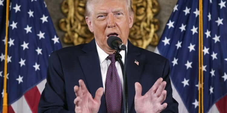 Bloomberg: Equipo de Trump prepara estrategia para lograr acuerdo Rusia-Ucrania y presionar a Irán y Venezuela