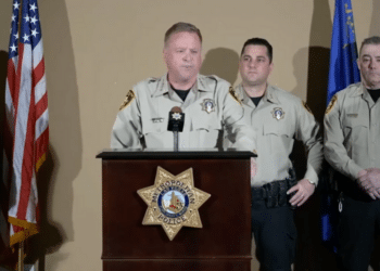 Identifican al atacante que explotó un Cybertruck en el hotel Trump de Las Vegas