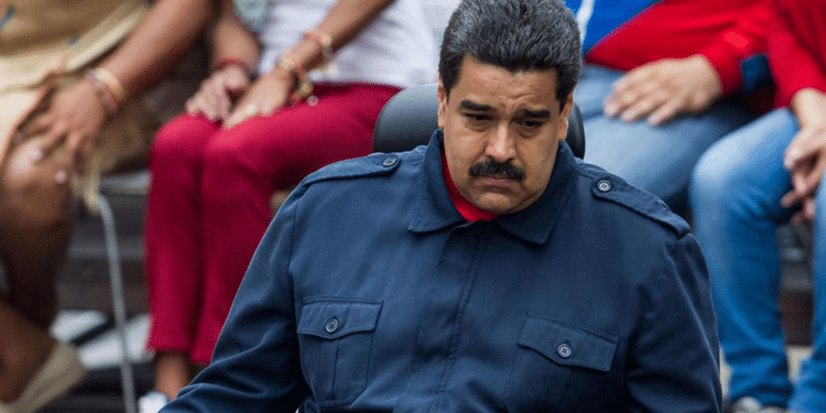 Maduro llega al #10Ene sin aliados para su fraudulenta juramentación