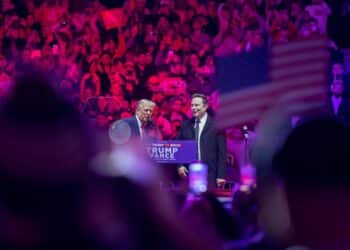 Musk asegura que Trump aprueba el cierre de USAID