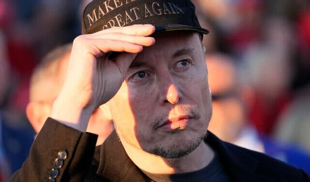 NYT: Elon Musk duerme en un edificio de oficinas federales para ahorrar 1.000 millones de dólares al día a los contribuyentes