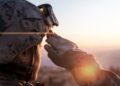 Juez activista bloquea orden ejecutiva que prohibía a personas transgénero servir en el ejército