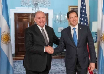 EE.UU. y Argentina refuerzan su alianza para enfrentar el autoritarismo en América Latina