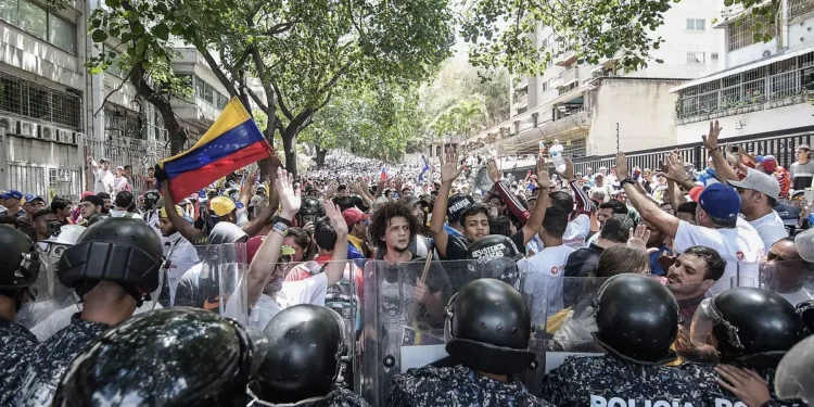 Panel de la OEA denuncia "Desapariciones Forzadas En Venezuela" y "Represión" de exiliados