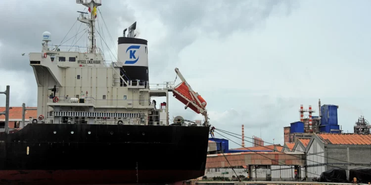 Colombia y Venezuela inician conversaciones sobre la venta de fertilizantes sancionados