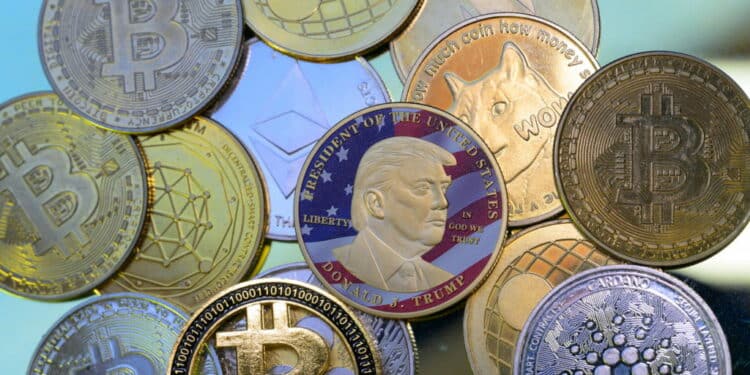 Trump planea sancionar a bancos que discriminen a conservadores y negocios de criptomonedas
