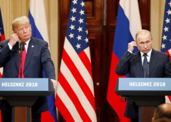 Putin acepta reunirse la próxima semana con Trump para mitigar su ira por la guerra