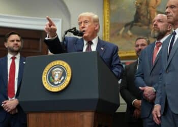 Estados Unidos mantiene arancel recíproco del 15% a productos venezolanos: sigue la presión comercial sobre el régimen de Maduro